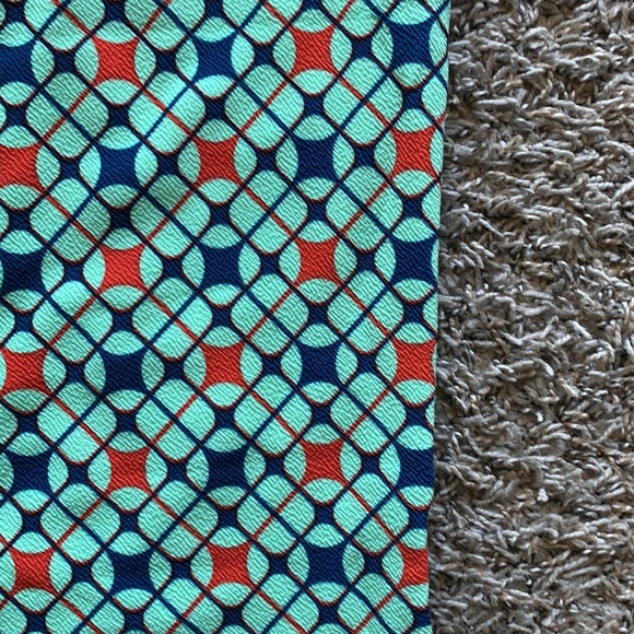 LuLaRoe Cassie Skirt-2XL-NWT! - Picture 2 of 2